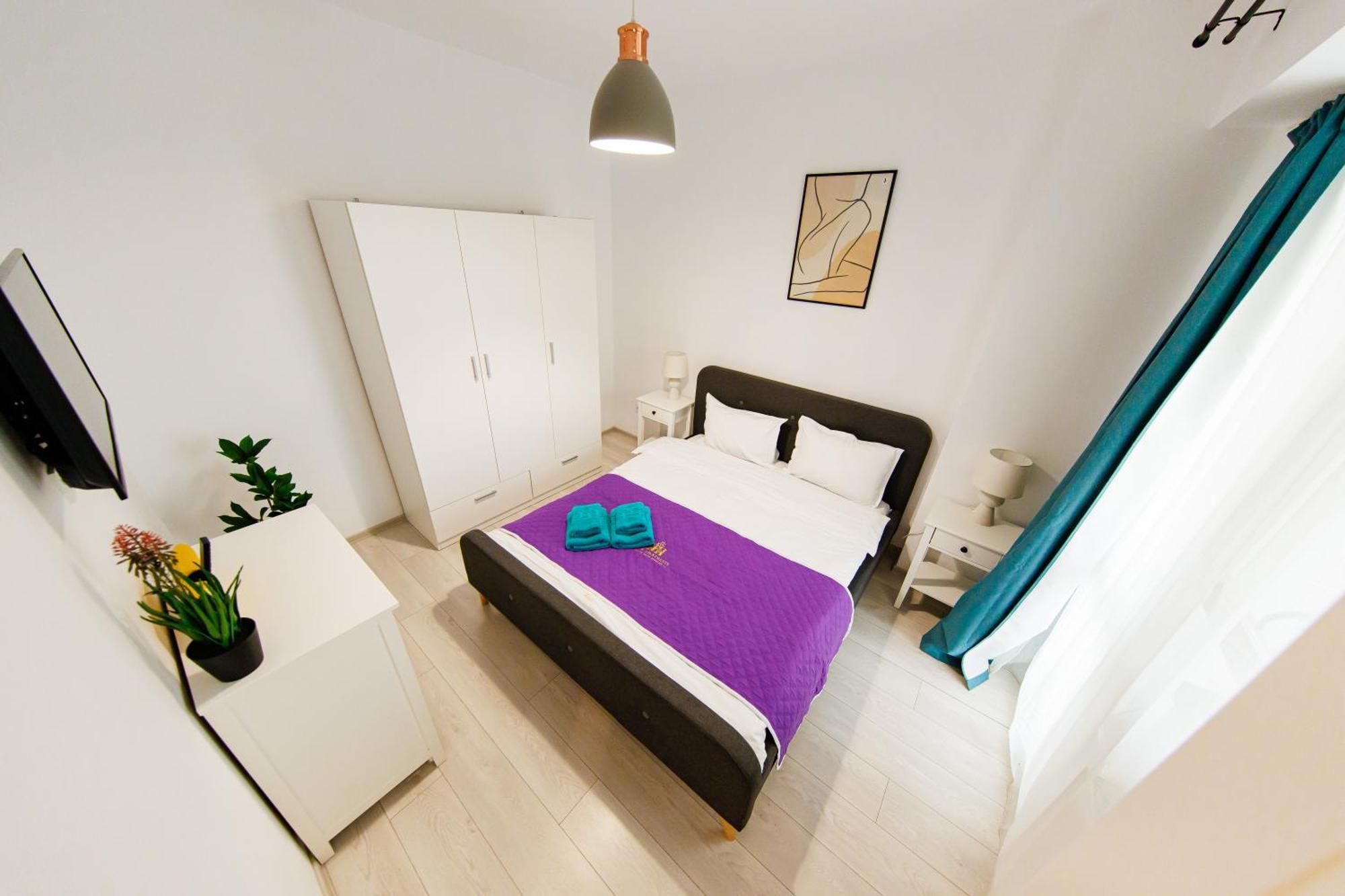 Luxury Glam Apartments Iasi At Lazar Palas Екстериор снимка