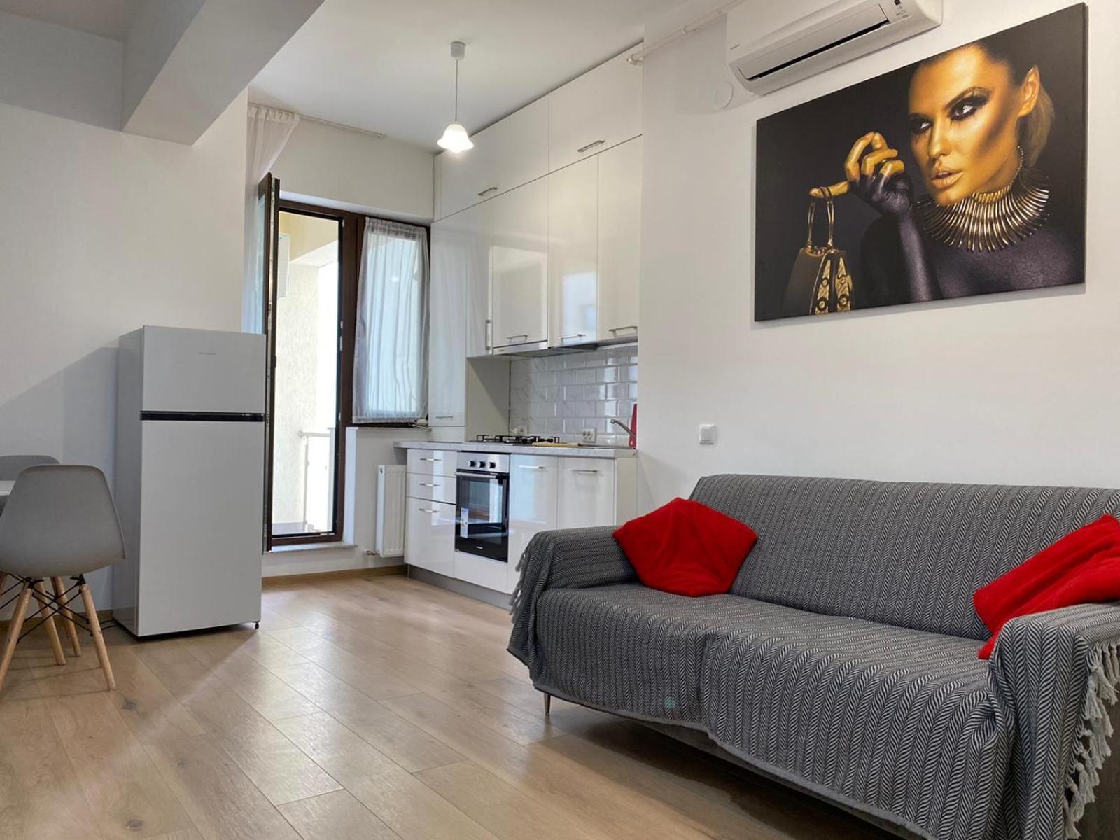 Luxury Glam Apartments Iasi At Lazar Palas Екстериор снимка