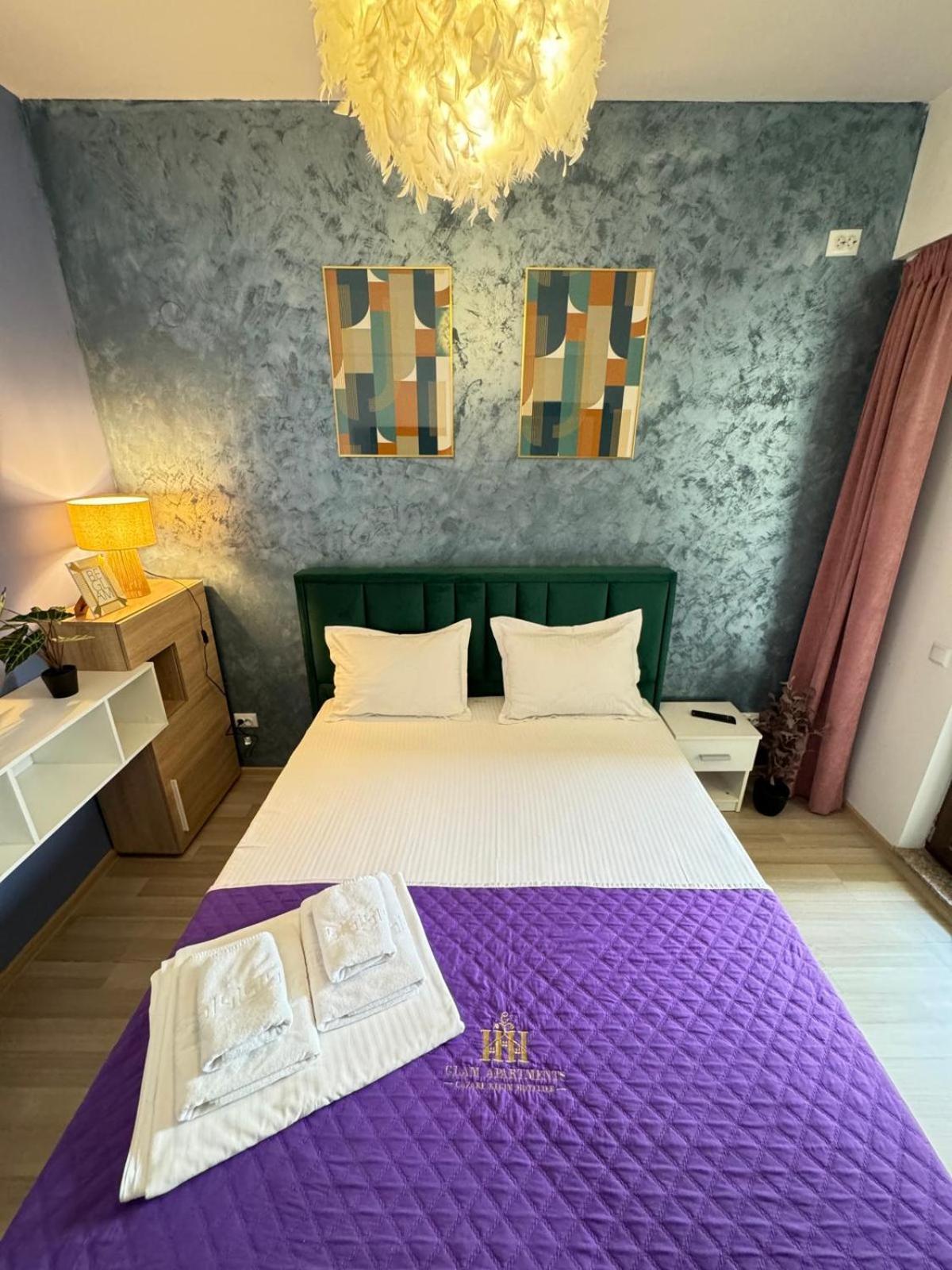 Luxury Glam Apartments Iasi At Lazar Palas Екстериор снимка