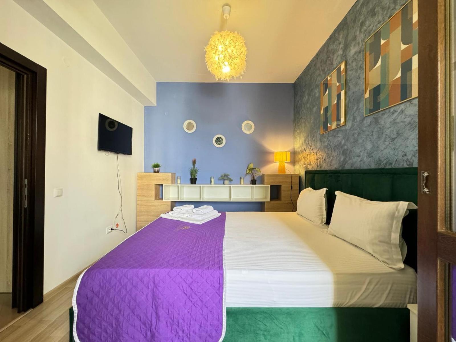 Luxury Glam Apartments Iasi At Lazar Palas Екстериор снимка