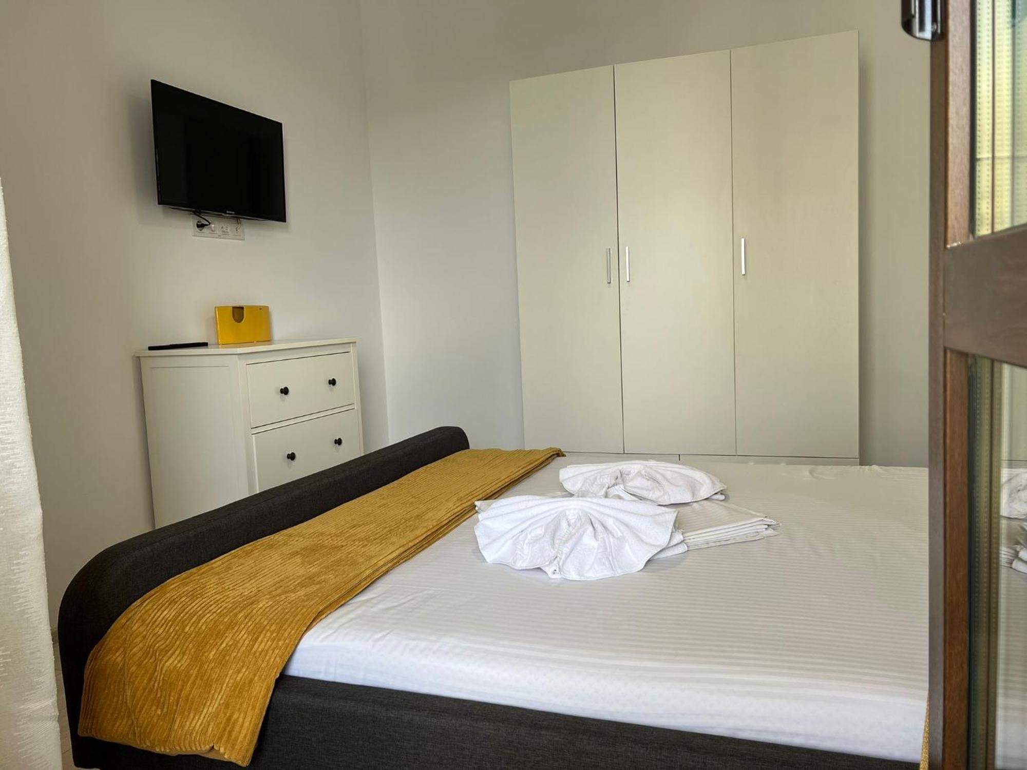 Luxury Glam Apartments Iasi At Lazar Palas Екстериор снимка
