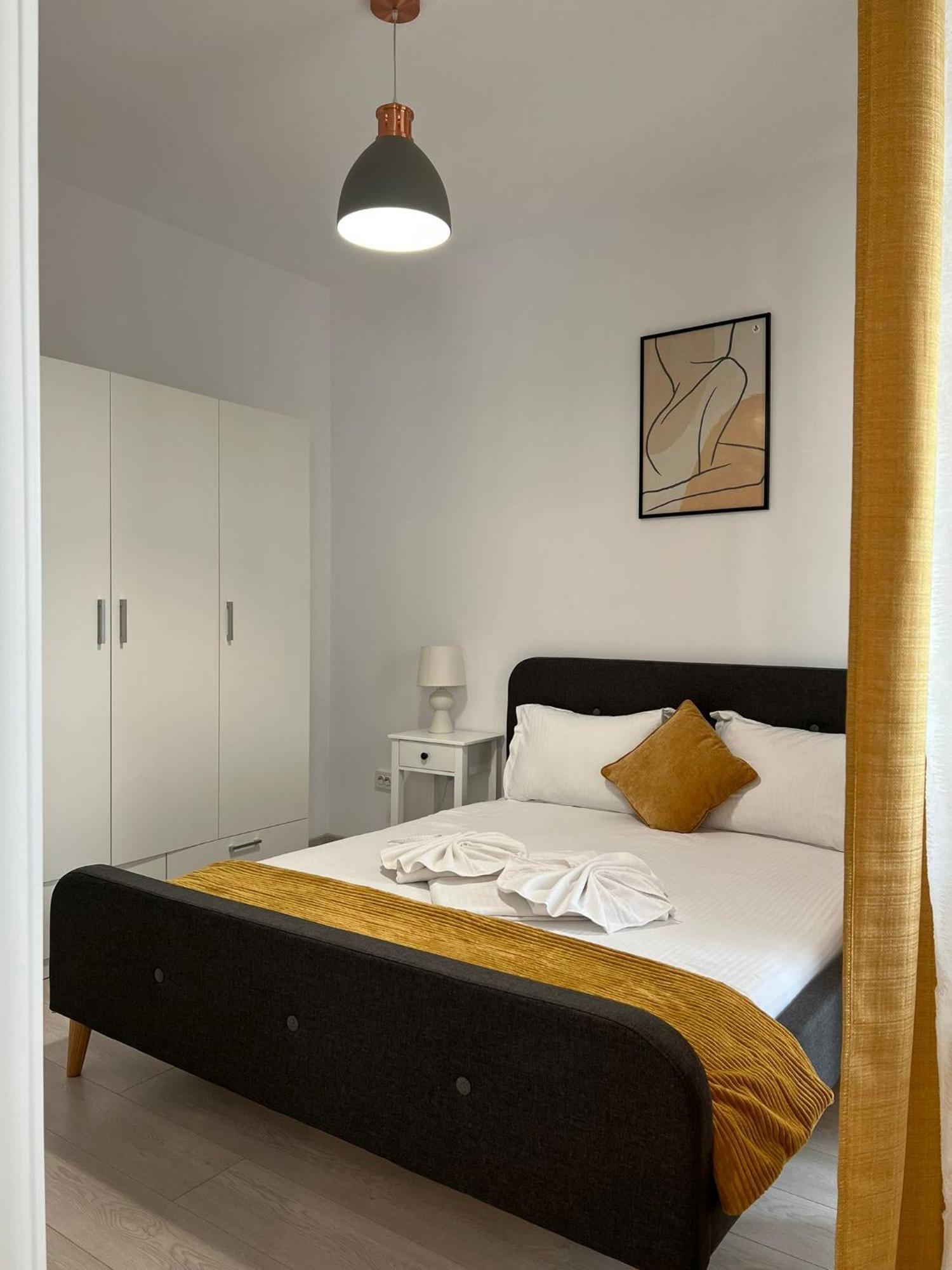 Luxury Glam Apartments Iasi At Lazar Palas Екстериор снимка